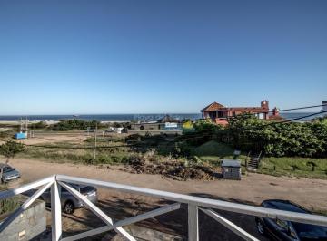 Foto1 · Excelente Casa de 4 Dorm. con Piscina y Parrillero en Montoya, La Barra