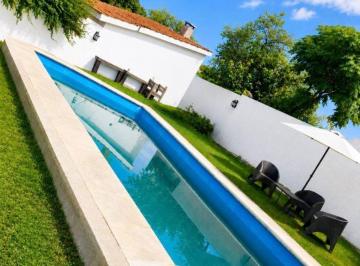 Casa de 9 ambientes, Villa Carlos Paz · Casa a La Venta Villa Carlos Paz - Piscina - Apta Credito