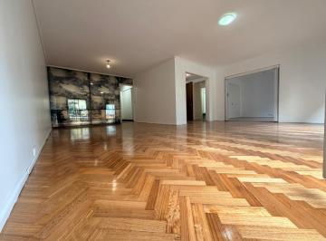 Departamento 140m² Alquiler · Recoleta, Luminoso Dpto, Todo con Parquet y Doble Circulacion