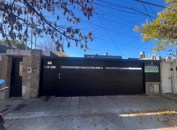 Casa · 115m² · 3 Ambientes · 1 Cochera · 2 Casas Independientes en un Mismo Terreno