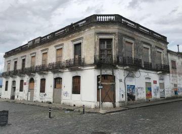 Edificio · 2102m² · Calle España (Barrio Histórico)