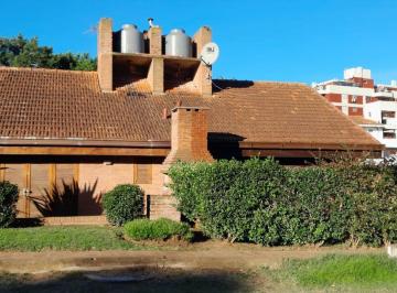 PH · 80m² · 3 Ambientes · 1 Cochera · Casa - Pinamar