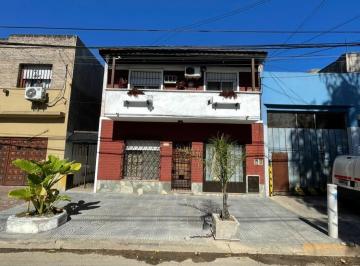 PH · 95m² · 4 Ambientes · 1 Cochera · PH en Venta 4 Ambientes Al Frente en Beccar