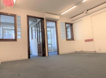Oficina comercial · 63m² · 4 Ambientes · Oficina - Recoleta