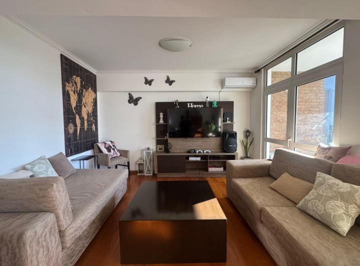 Departamento · 140m² · 5 Ambientes · 1 Cochera