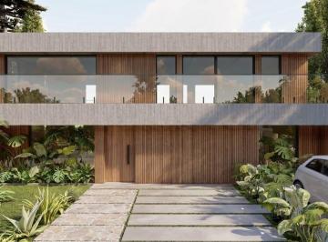 Casa · 224m² · 5 Ambientes · 2 Cocheras · Casa en Punta del Este