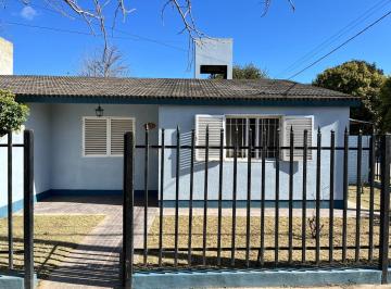 Casa de 4 ambientes, La Francia · Casa en Venta en La Francia, San Justo
