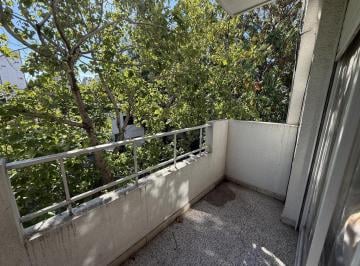 Departamento · 41m² · 2 Ambientes · Venta Departamento de un Dormitorio con Balcón en Rosario - Lourdes