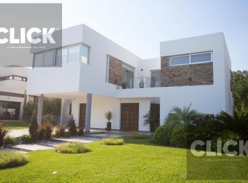 Casa · 420m² · 6 Ambientes · 2 Cocheras · Casa 6 Ambientes en Venta en Terralagos