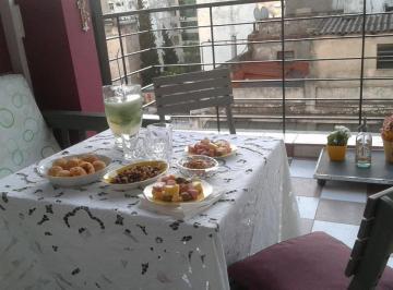 Departamento · 55m² · 2 Ambientes · Amplio Balcon Terraza Al Frente en 9º Piso. Detalles de Calidad Dormitorio con Sala de Estar, Muy Am