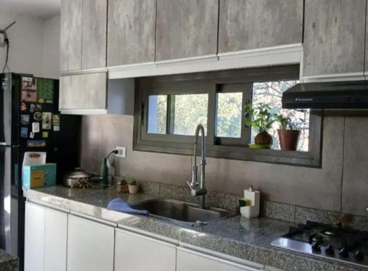 Casa · 160m² · 4 Ambientes · 2 Cocheras