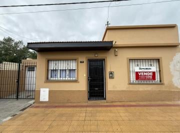 Casa Venta de 3 ambientes · Casa en Venta de 3 Dorm. | Chienno 300 - Tandil Apta Crédito ️