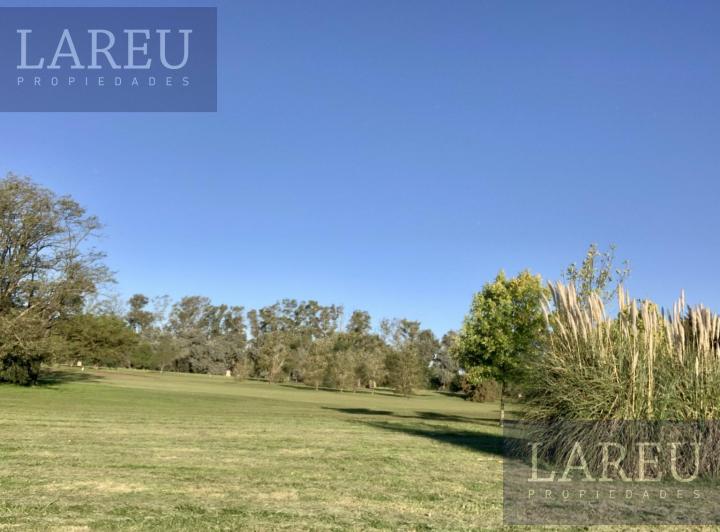 Terreno · 1368m²