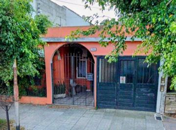 Casa · 87m² · 3 Ambientes · 1 Cochera · Venta Casa de 3 Ambientes