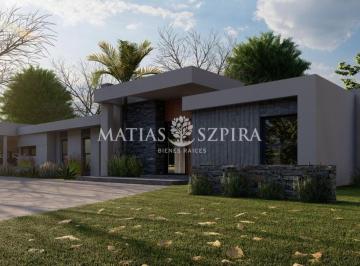 Casa · 210m² · 4 Ambientes · 2 Cocheras · Casa en Venta en Haras San Pablo
