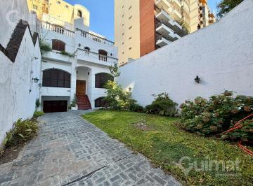 Casa · 254m² · 6 Ambientes · 4 Cocheras · Casa en Alquiler Comercial/gastronomico - Lote Propio - Exc. Estado