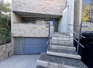 Casa · 550m² · 10 Ambientes · 3 Cocheras · Alquiler Comercial de Excepcion - Multiespacio