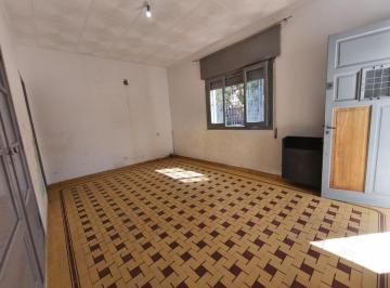 Casa · 128m² · 4 Ambientes · Venta Casa Tres Dorm. Barrio Colon Escritura