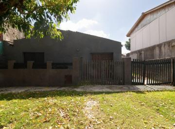 Casa · 136m² · 4 Ambientes · 1 Cochera · Oportunidad Venta Casa Troncos de Talar