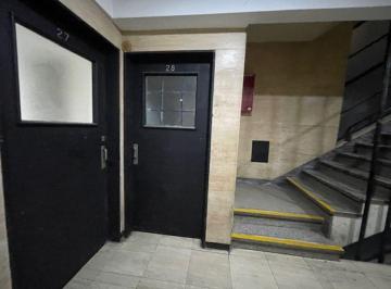 Oficina comercial · 76m² · Venta Amplia Oficina en Lavalle 1600 San Nicolas
