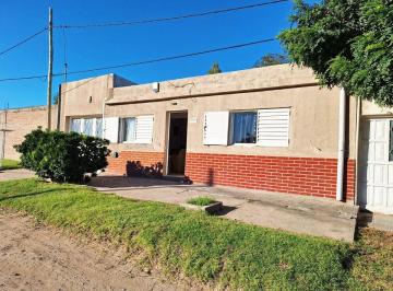 Casa · 115m² · 3 Ambientes · 1 Cochera · Venta Casa 2 Dor. Apta Iaf y Credito Bancario