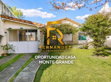 Casa de 4 ambientes, Esteban Echeverría · Casa Chalet en Venta en Monte Grande, Esteban Echeverría, G. B. A. Zona Sur. ¡Oportunidad!