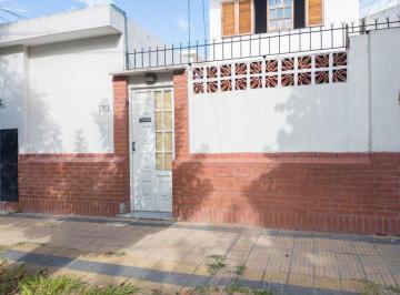 PH · 71m² · 3 Ambientes · PH 3 Amb en Venta Avellaneda Al Frente con Patio