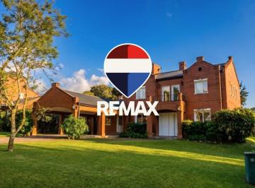 Casa · 350m² · 8 Ambientes · 4 Cocheras · Venta Casa 4 Dorm. Country Las Yungas