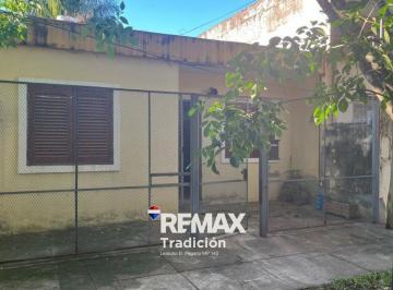 Casa · 102m² · 5 Ambientes · 2 Cocheras · Casa en Venta Macrocentro con Garage y Patio