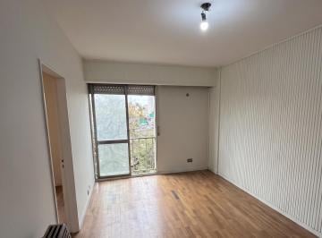 Living comedor · Depto 3 Ambientes Reciclado a Nuevo - Parque Norte, Martínez - Sin Comision