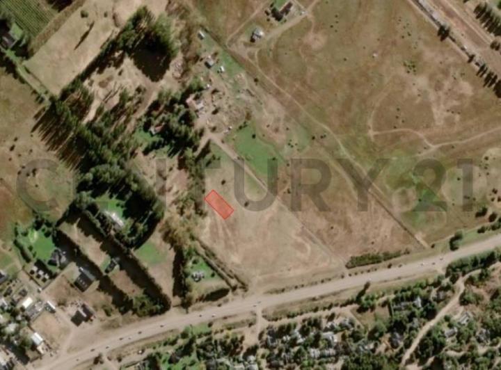 Terreno · 742m²