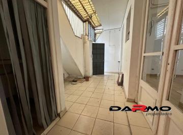 PH de 3 ambientes, Boedo · Amplio PH 3 Ambientes en Alquiler con Patio Cubierto y Lavadero – Boedo