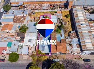 Casa · 280m² · 5 Ambientes · Casa 5 Dorm. Venta B° El Pilar Zona Norte