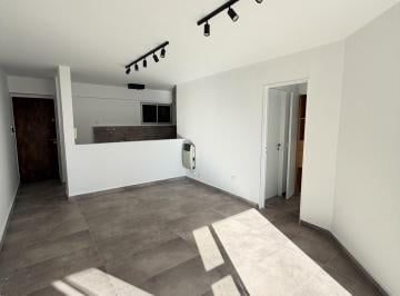 Departamento · 41m² · 2 Ambientes · Vendo Departamento un Dormitorio Sobre Av Chacabuco a m de Plaza España - Nueva Cordoba