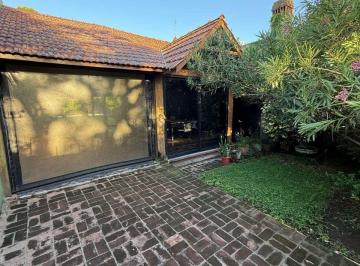 Quinta vacacional de 2 ambientes, Rosario · Quincho con Pileta