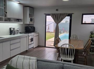 Casa · 110m² · 3 Ambientes · 1 Cochera · Casa en Venta La Plata
