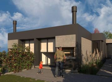 Casa · 97m² · 3 Ambientes · 1 Cochera · Venta Casa a Estrenar 2 Dorm B° Privado Russell