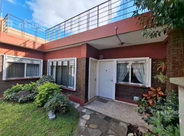 PH · 66m² · 3 Ambientes · 1 Cochera · Excelente PH Al C/frente en P/baja (Sin Exp) 3 Ambientes con Jardín + Terraza