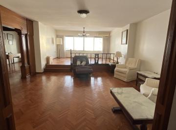 Departamento · 272m² · 7 Ambientes · 1 Cochera · Departamento en Centro