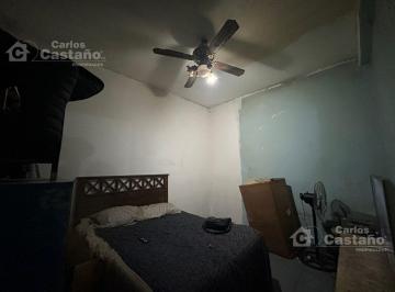 PH · 47m² · 3 Ambientes · PH a 1/c de Av Maipú, 3 Amb. con Patio y Terraza, Para Refaccionar