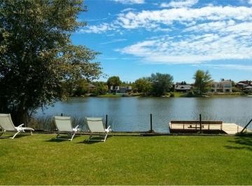 Casa · 257m² · 7 Ambientes · 3 Cocheras · Venta Casa 7 Ambiente Santa Maria de Tigre Al Lago