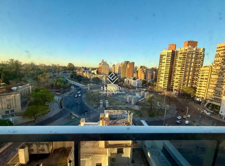 Departamento · 300m² · 8 Ambientes · 2 Cocheras