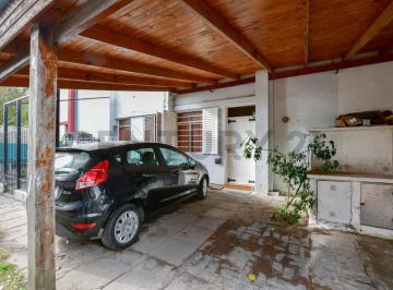 Casa · 70m² · 5 Ambientes · 1 Cochera · Duplex en Tolosa en Venta