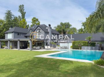 Casa · 450m² · 5 Ambientes · 4 Cocheras · Casa Chalet en Venta en San Diego, Francisco Álvarez, Moreno
