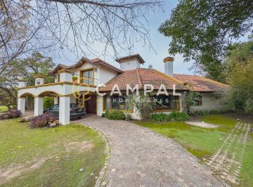 Casa · 379m² · 7 Ambientes · 2 Cocheras · Casa Chalet en Venta en San Diego, Francisco Álvarez, Moreno