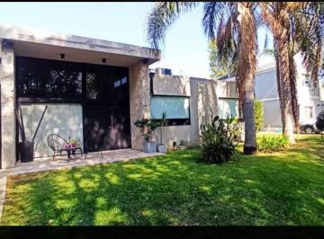Casa · 230m² · 5 Ambientes · Casa en Venta en San Patricio, Francisco Álvarez, Moreno