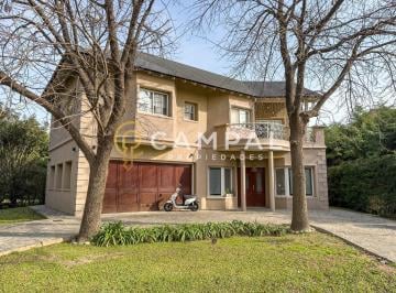 Casa · 360m² · 5 Ambientes · 1 Cochera · Casa en Venta en San Patricio, Francisco Álvarez, Moreno