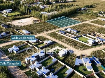 Terreno · 700m² · Lotes de 600 a 700 m² Sobre Calle 25 de Mayo a m de Cangallo - San Rafael