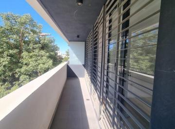 Departamento · 50m² · 3 Ambientes · Dpto. 1 Dormitorio Hermoso! Balcón Amplio 2º Piso Externo. Bºgeneral Paz. Edif. con Pileta y Asador