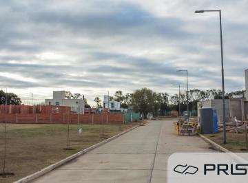 Terreno · 410m² · Lote - 410 m² - Mansos del Sur